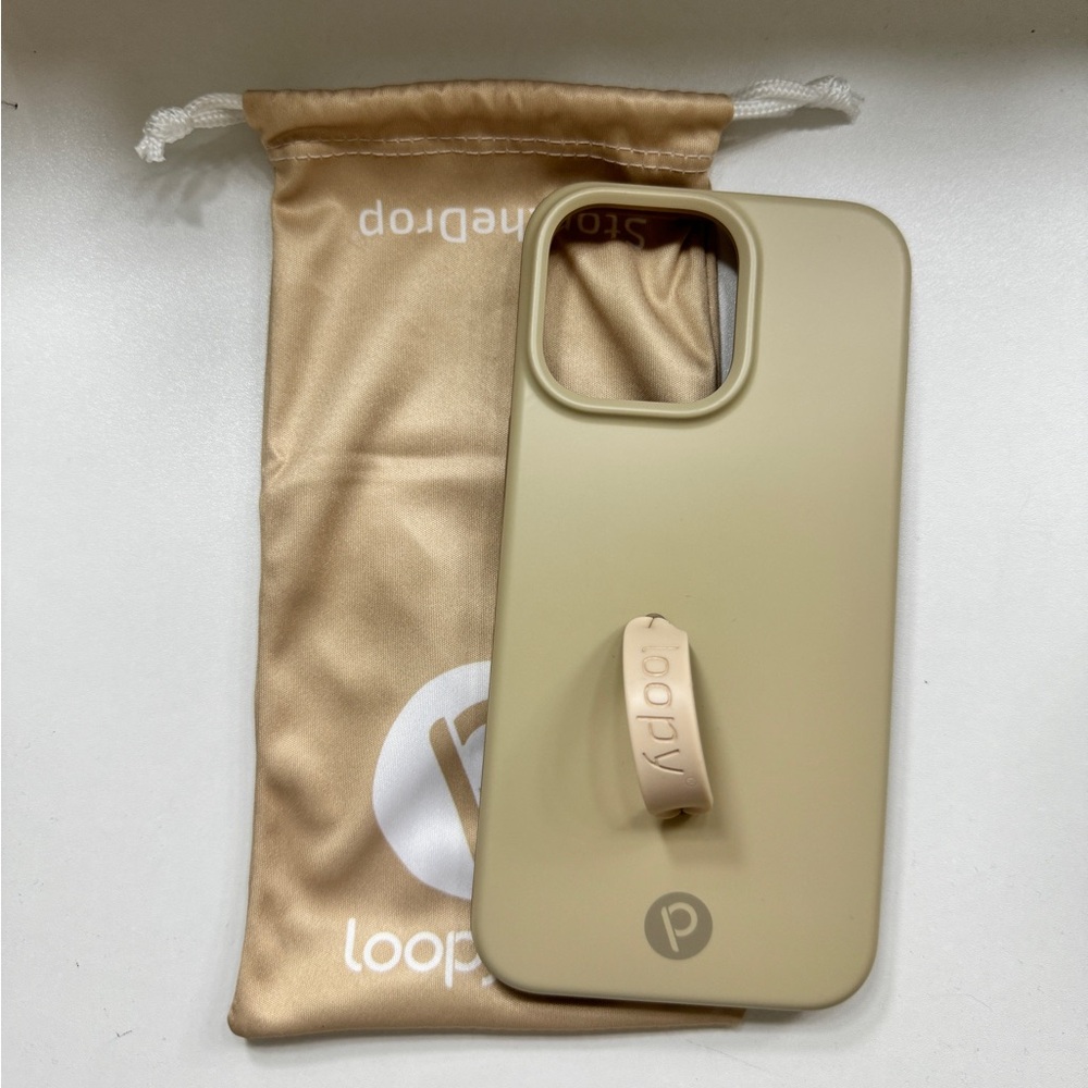 Sandstone iPhone 15 Pro Max Loopy Case 🤎